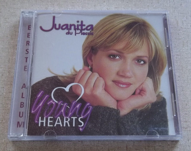 JUANITA DU PLESSIS Young Hearts Label: Maroela Music Cat#: CDMAR6009 Barcod...